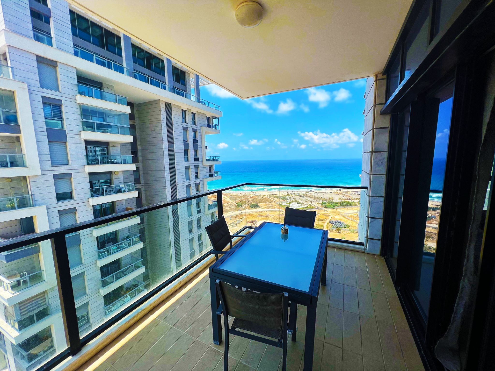 Construction finishing work by Lev HaAri